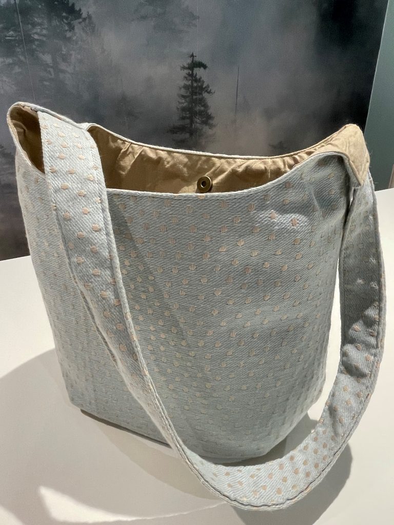 Jade Dotty Shoulder